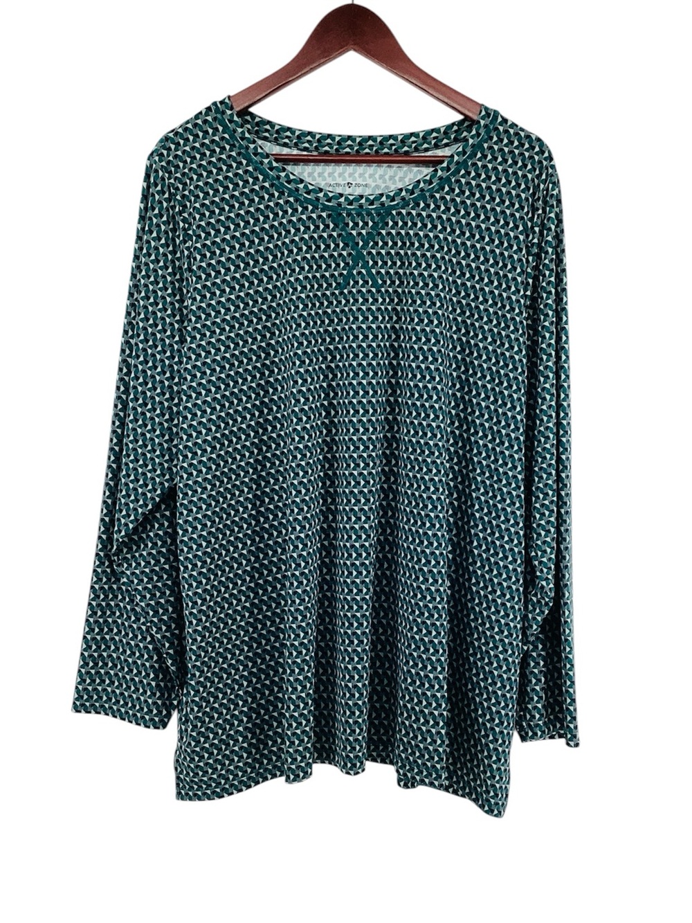 🐷 Active Zone Women's Geometric Long Sleeve Top, Size 3X